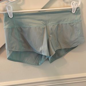 Lululemon 2.5 Hotty Hot Low-Rise Shorts light Blue/light teal